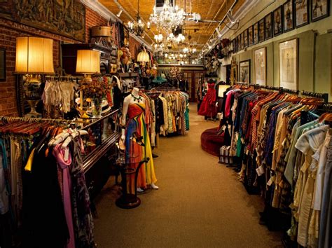 Vintage Clothing Shop